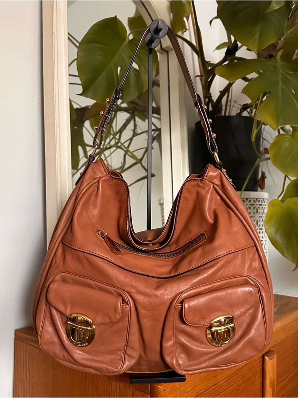 Y2k Marc Jacobs  Hobo Shoulder Bag in Cognac classic everyday bag